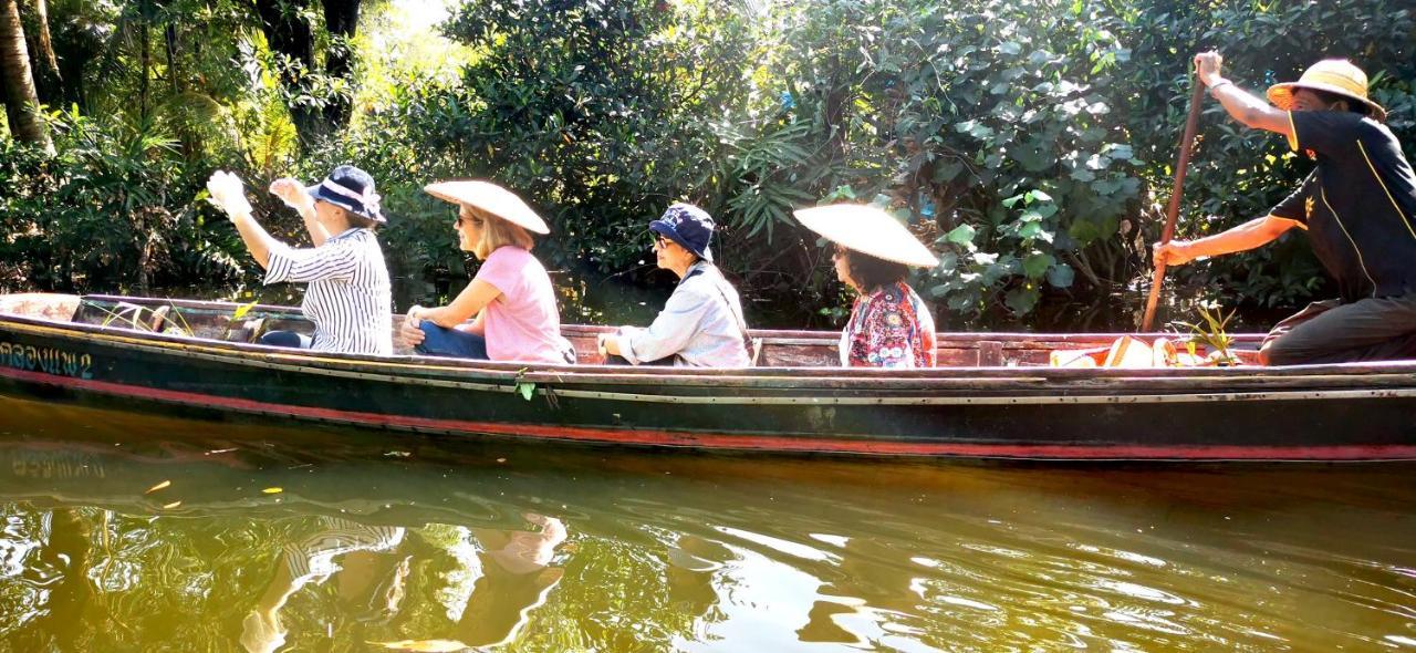 Baan Glangsuan Bang Kobua Hotel Bang Chak Bagian luar foto