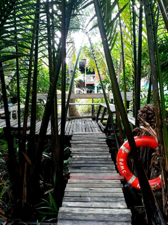 Baan Glangsuan Bang Kobua Hotel Bang Chak Bagian luar foto