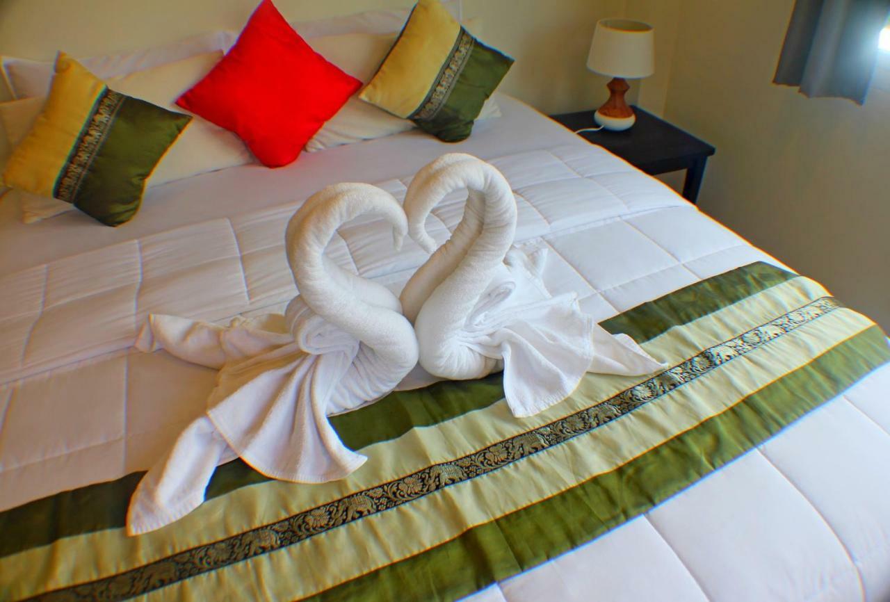 Baan Glangsuan Bang Kobua Hotel Bang Chak Bagian luar foto